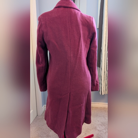 Chic Women's Raspberry Pea Coat - Picture 5 of 9